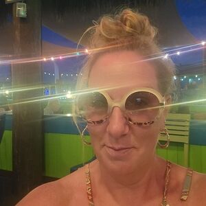 Meet your Posher, Stacey